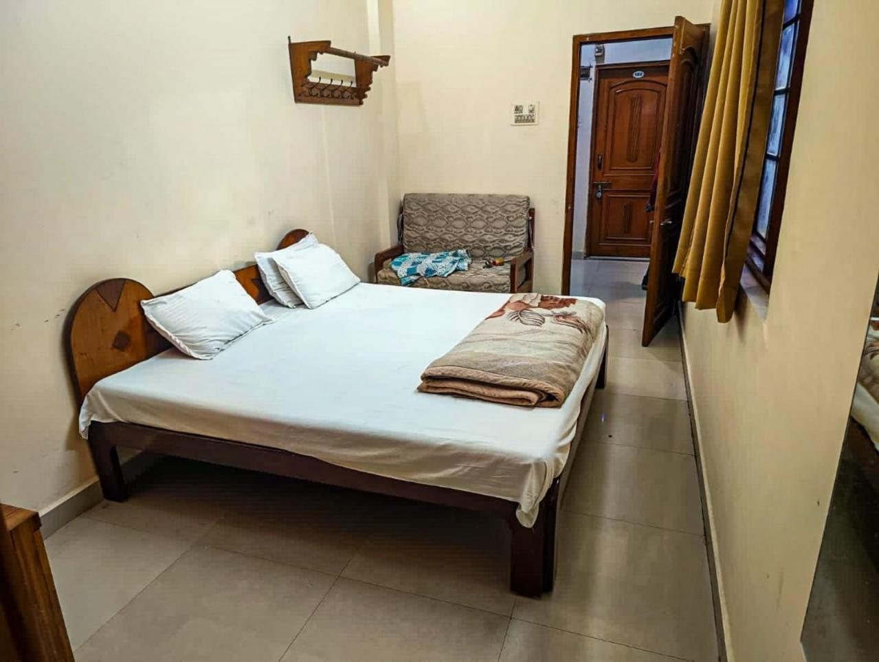 Hotel Pleasure Landmark Ujjain Exterior foto